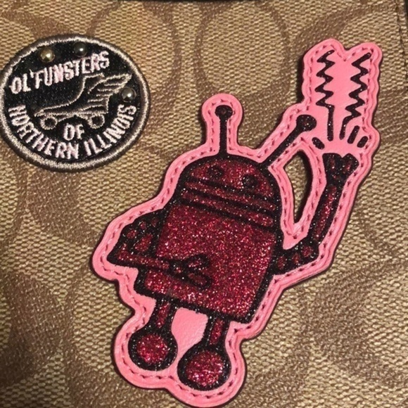 Coach crossbody - Picture 3 of 5